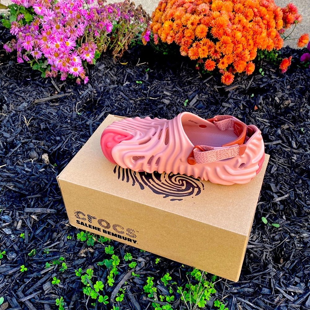 NWT … LIMITED EDITION!!! 🔥